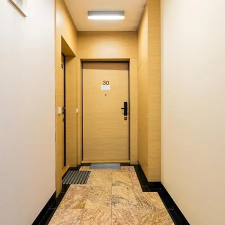 아파트 Sopocka I 12 Min Plaza I Zamkniete Osiedle - Comfy 소포트